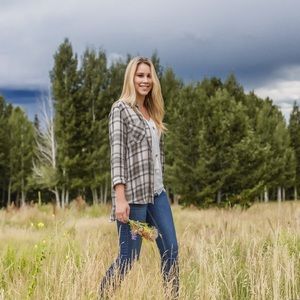 Meet your Posher, Kayla